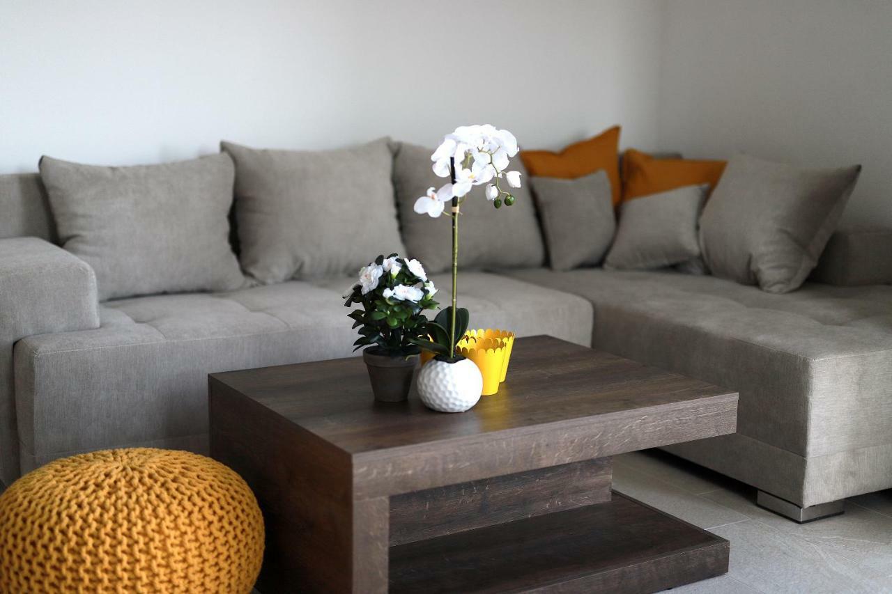 Apartmani Judita Pinezići エクステリア 写真